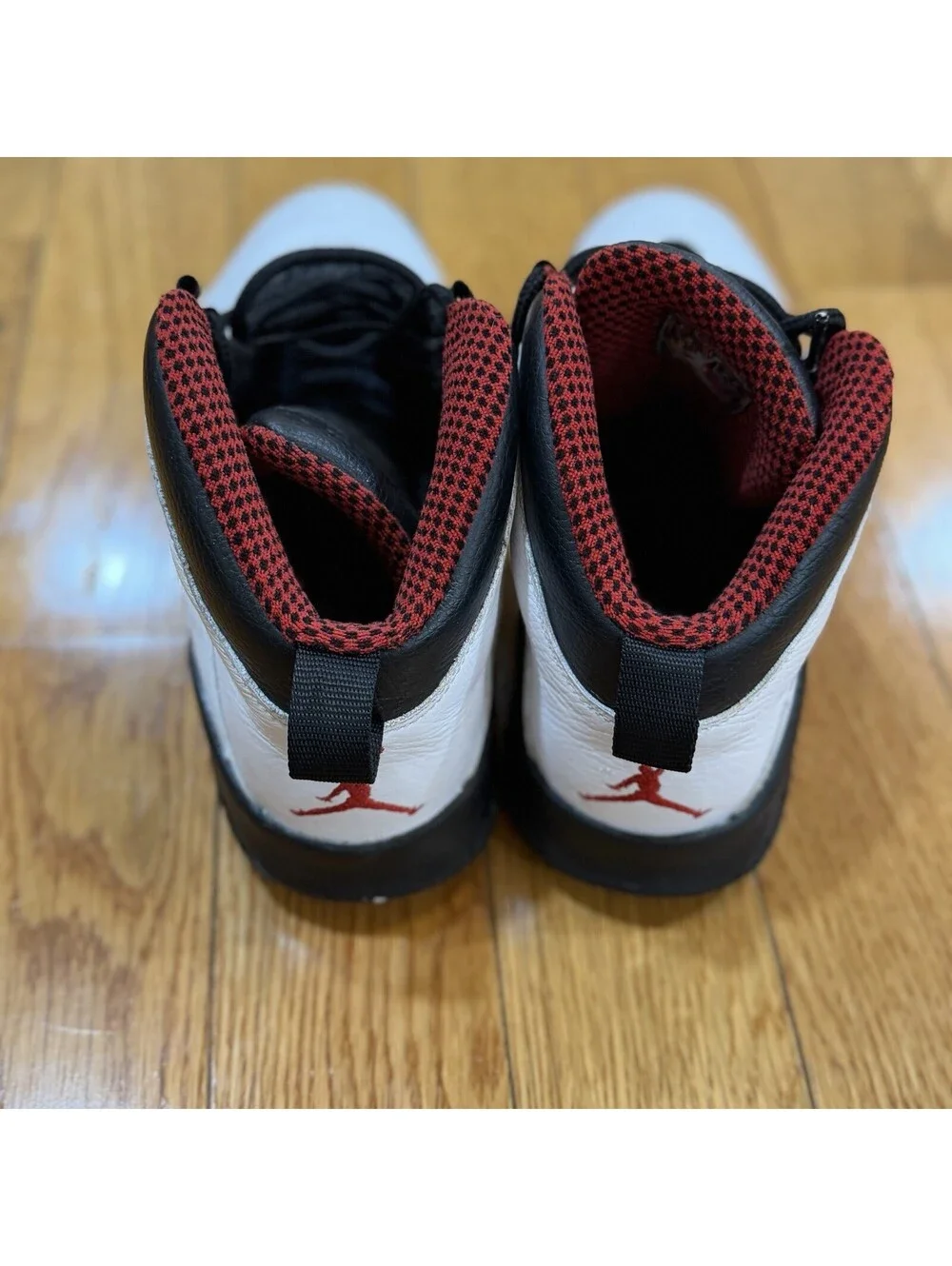 Size 10 Us Men’s - Air Jordan 10 Retro 2012 Chicago AIR JORDAN 23